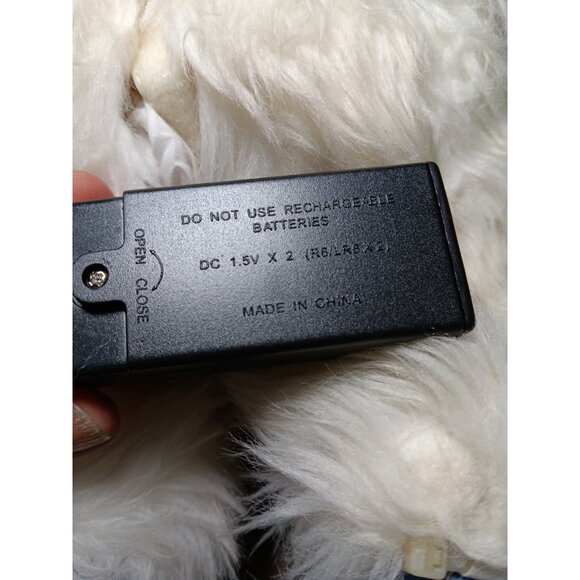 Playing Mantis 17” BUMBLE ABOMINABLE SNOW MONSTER Plush Rudolph 2001 Not Working - Picture 11 of 11